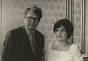Na této fotografii jsme – já začínající skladatel a má 1. manželka Miluška jako mladá varhanice – na Mladém pódiu 1976.
